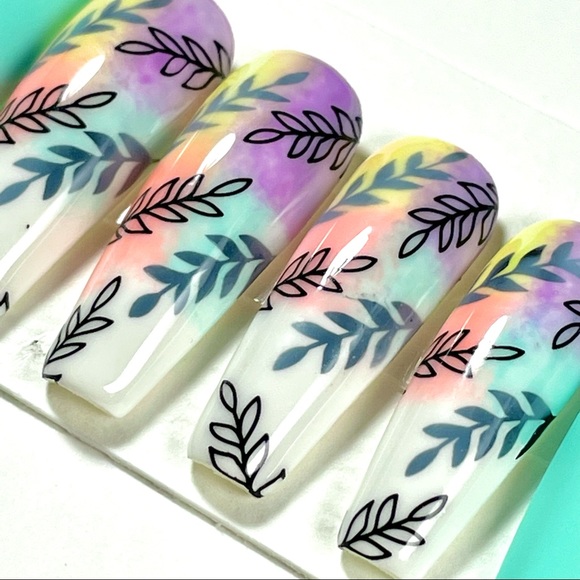 Custom gel press-on nails made by artisan set - Picture 5 of 11